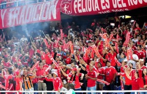 america-de-cali-su-hinchada-no-supo-celebrar-y-genero-disturbios-528351